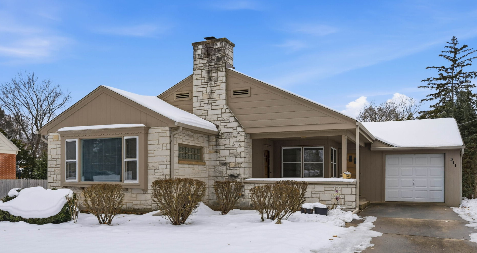 311 Grove Street, Crystal Lake IL 60014