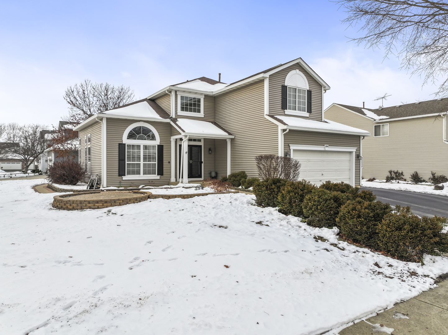 1108 Heavens Gate Drive, Lake In The Hills IL 60156