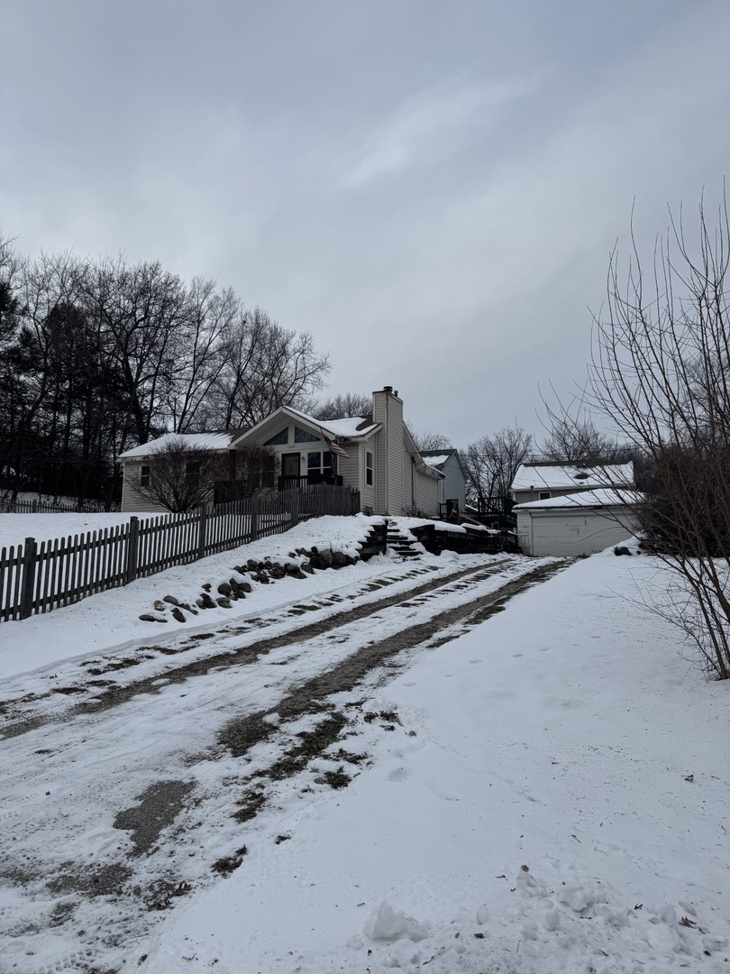 1008 W Dale Avenue, Mchenry IL 60051