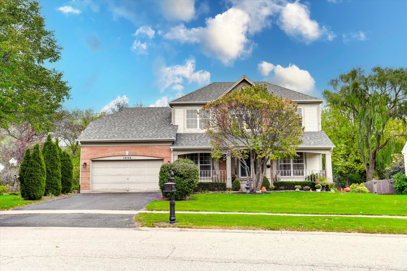 1034 Heather Court, Fox River Grove IL 60021