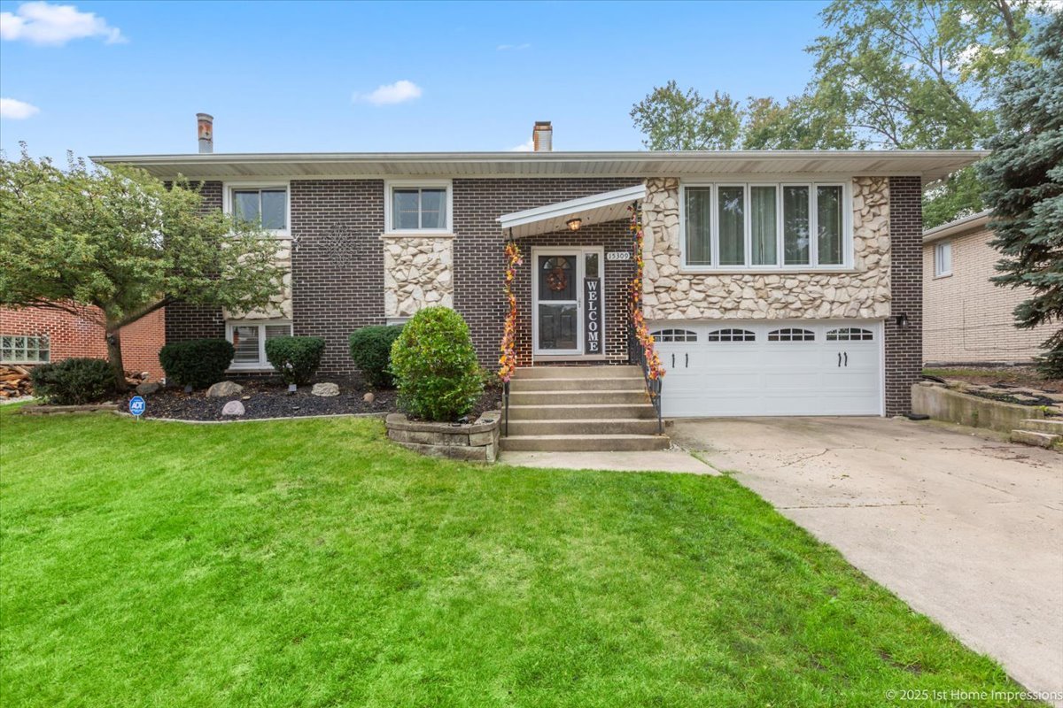 15524 Pine Road, Oak Forest IL 60452