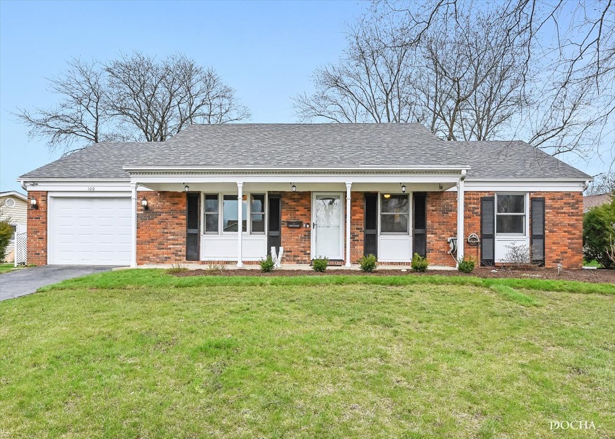 100 Dartford Lane, Schaumburg IL 60194