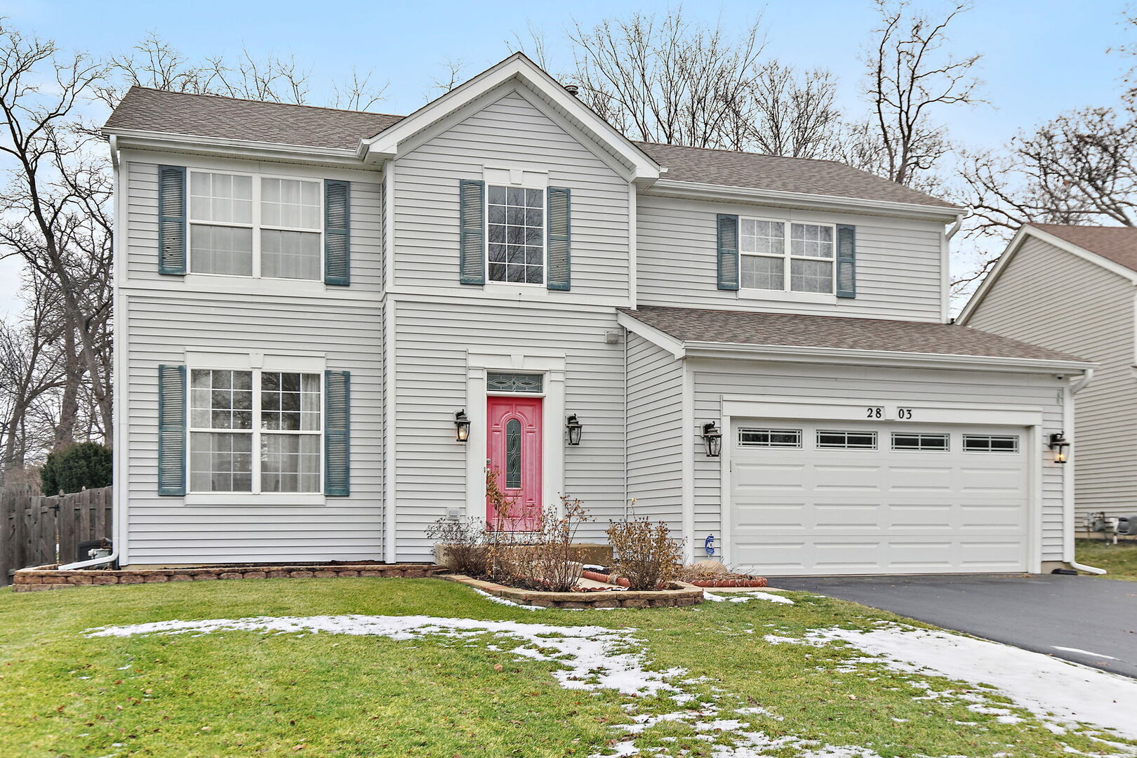 2803 Hidden Valley Court, Carpentersville IL 60110