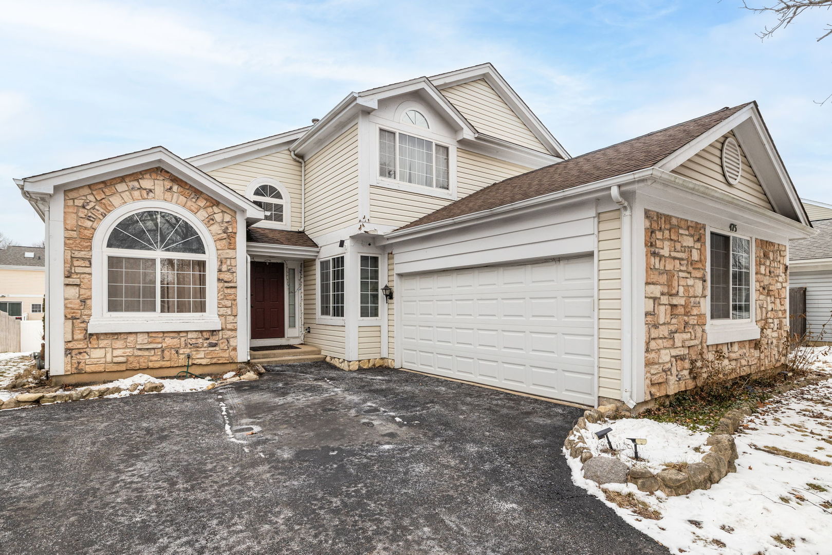 475 Bourbon Lane, Naperville IL 60565