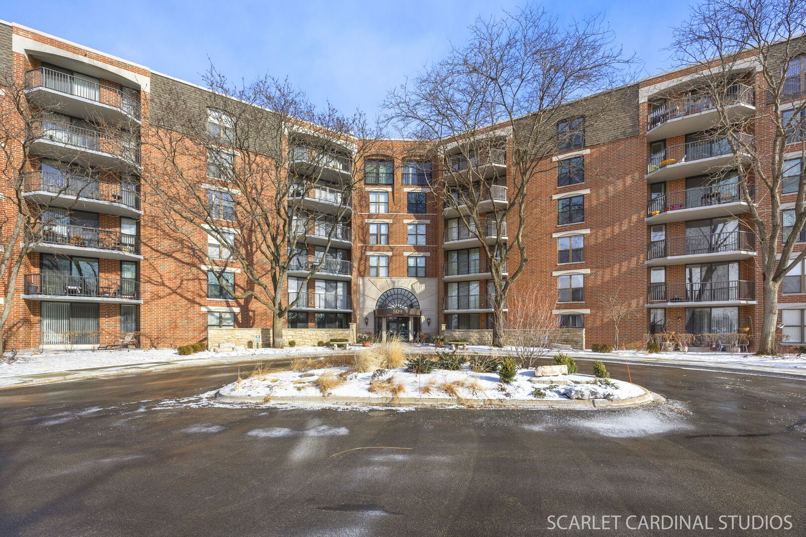 509 Aurora Avenue Unit 120, Naperville IL 60540