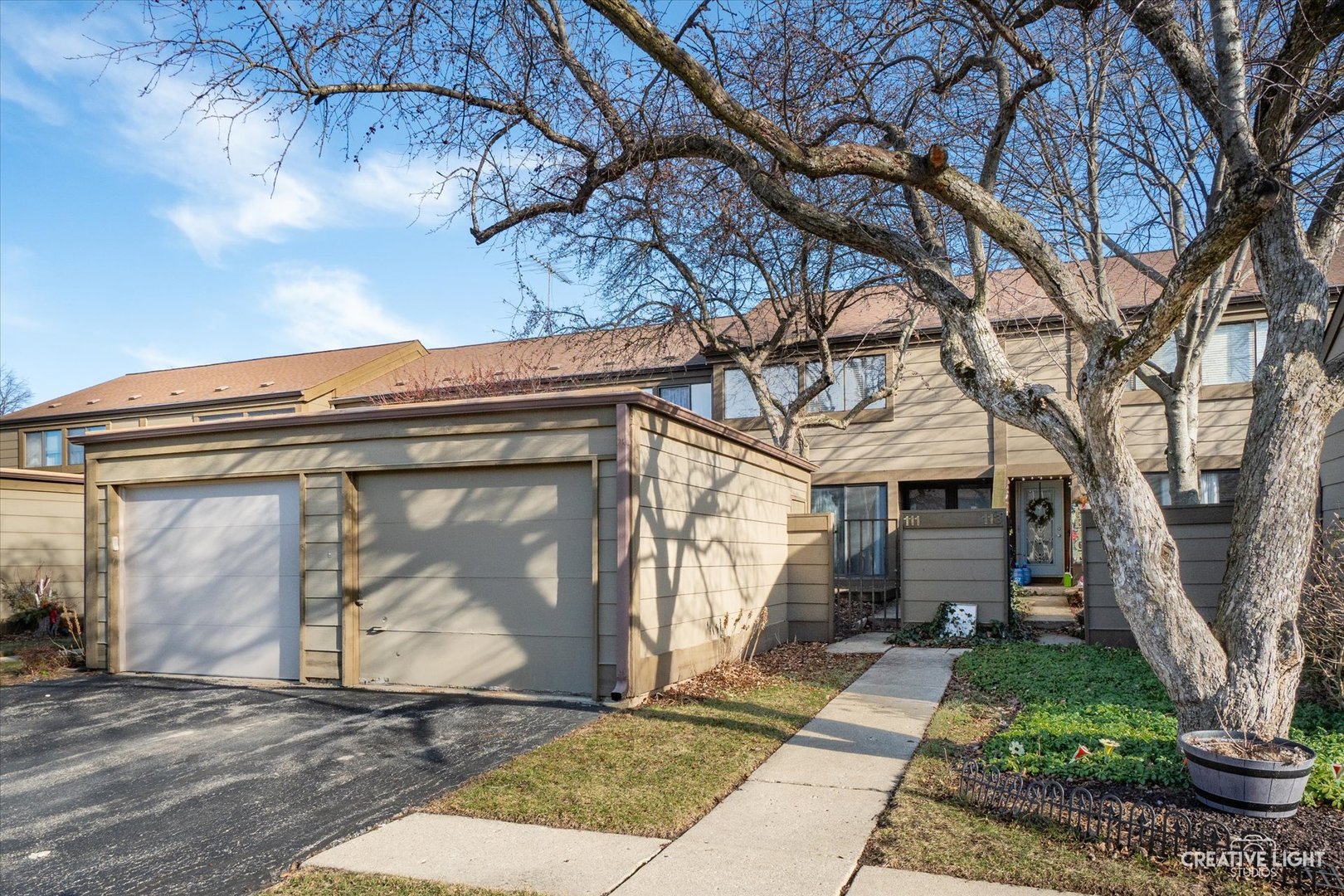 111 Aberdeen Court, Geneva IL 60134