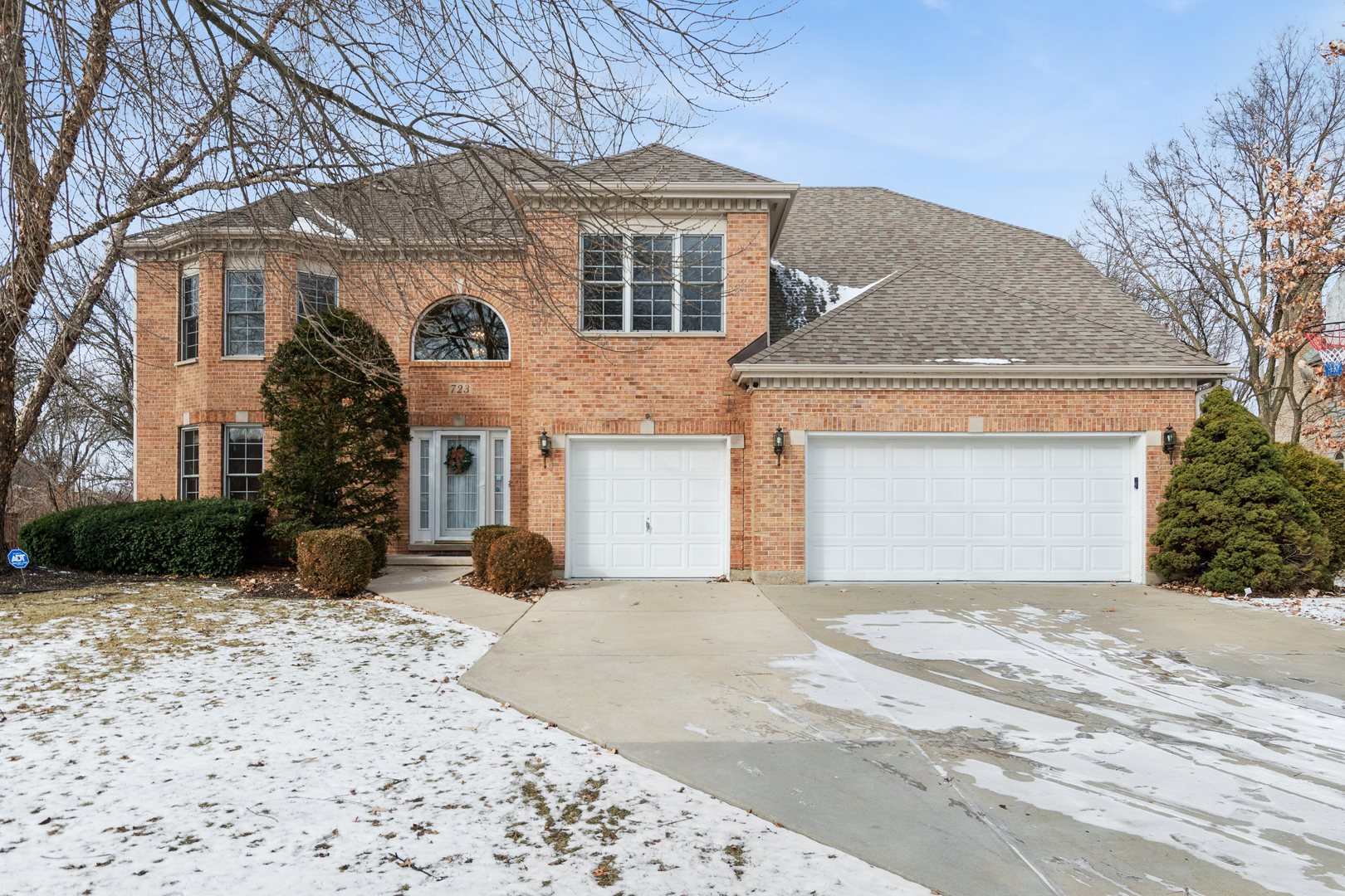 723 Mesa Drive, Naperville IL 60565