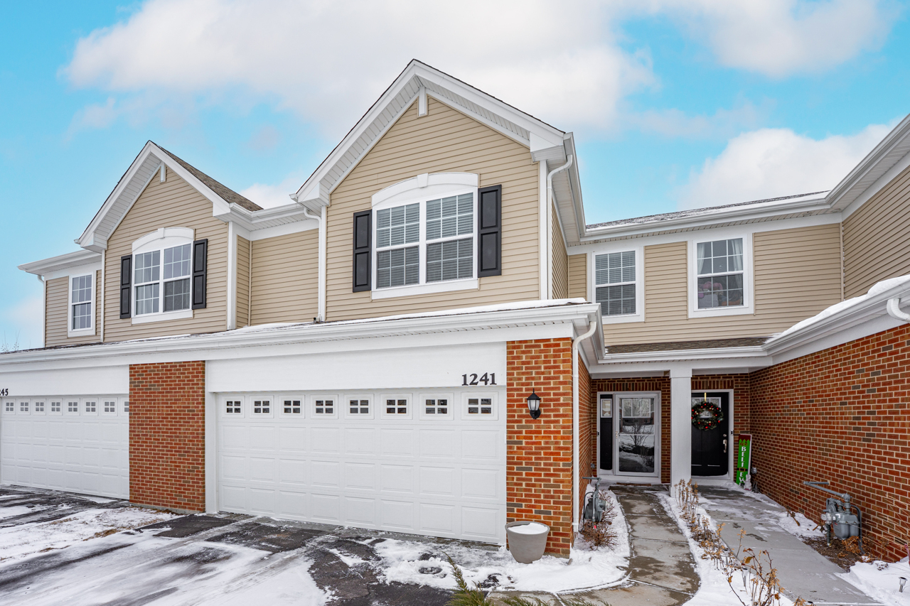 1241 Draper Road, Mchenry IL 60050