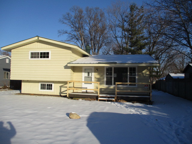 7514 Pingree Road, Crystal Lake IL 60014