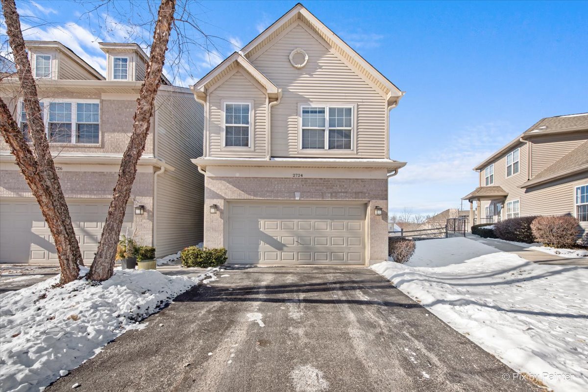 2724 Granite Court, Crystal Lake IL 60012