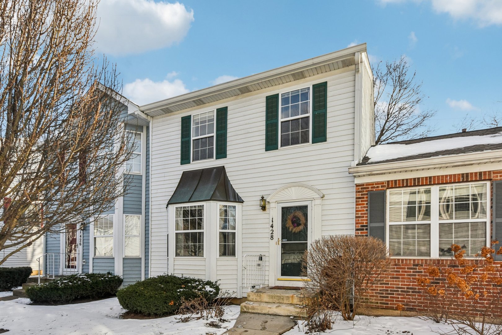 1428 Charleston Court, Geneva IL 60134