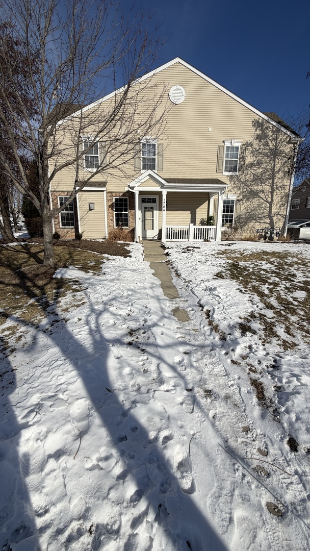 1704 Sebastian Road, Woodstock IL 60098