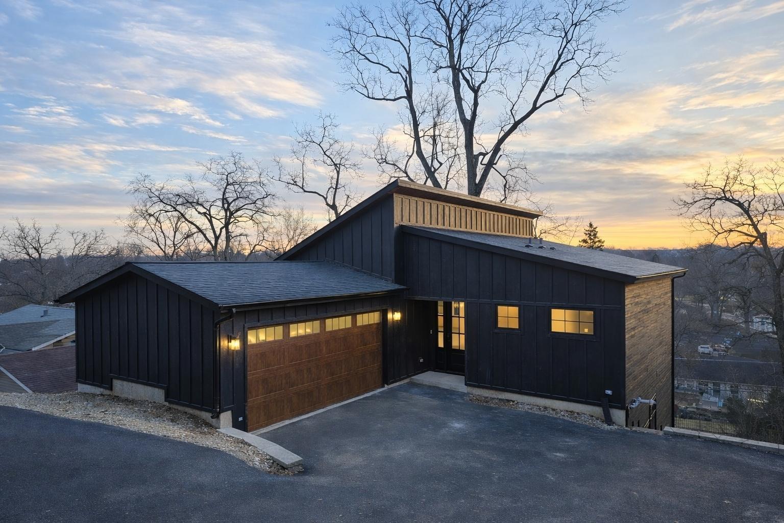 298 Apache Trail, Lake In The Hills IL 60156