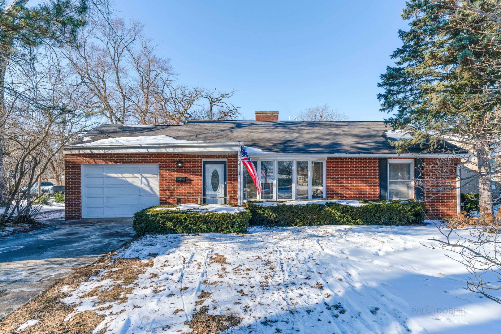 204 Lakeshore Drive, Crystal Lake IL 60014
