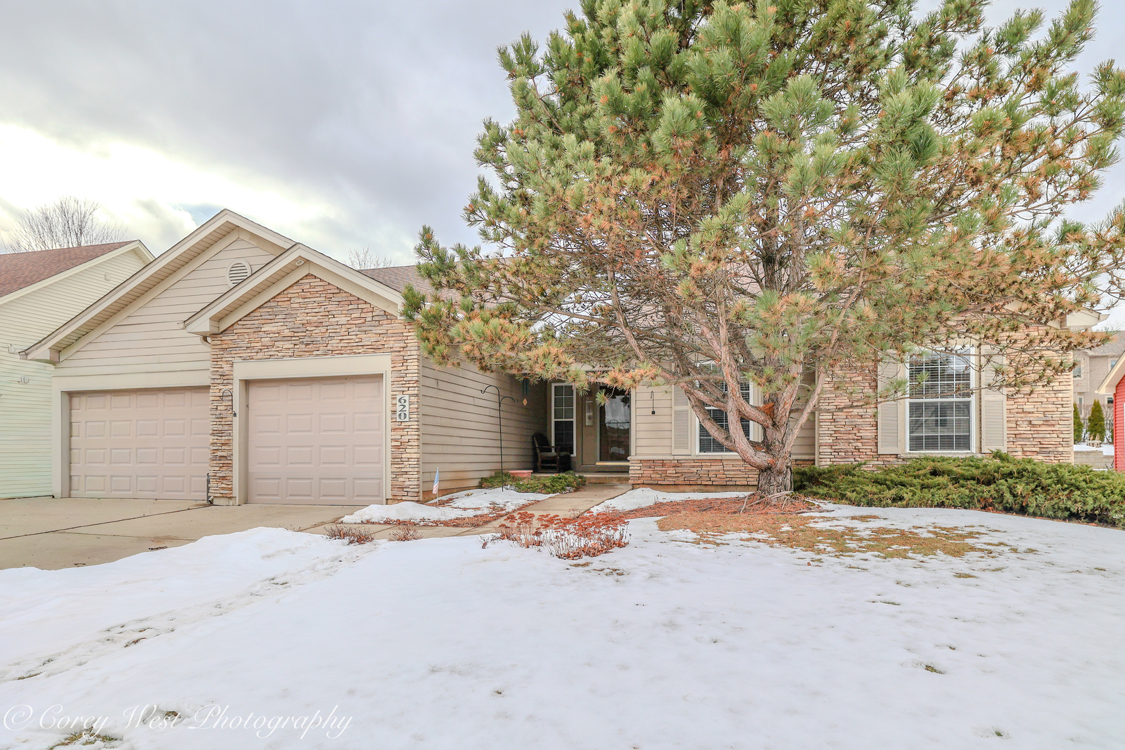 620 Ridge Drive, Elburn IL 60119