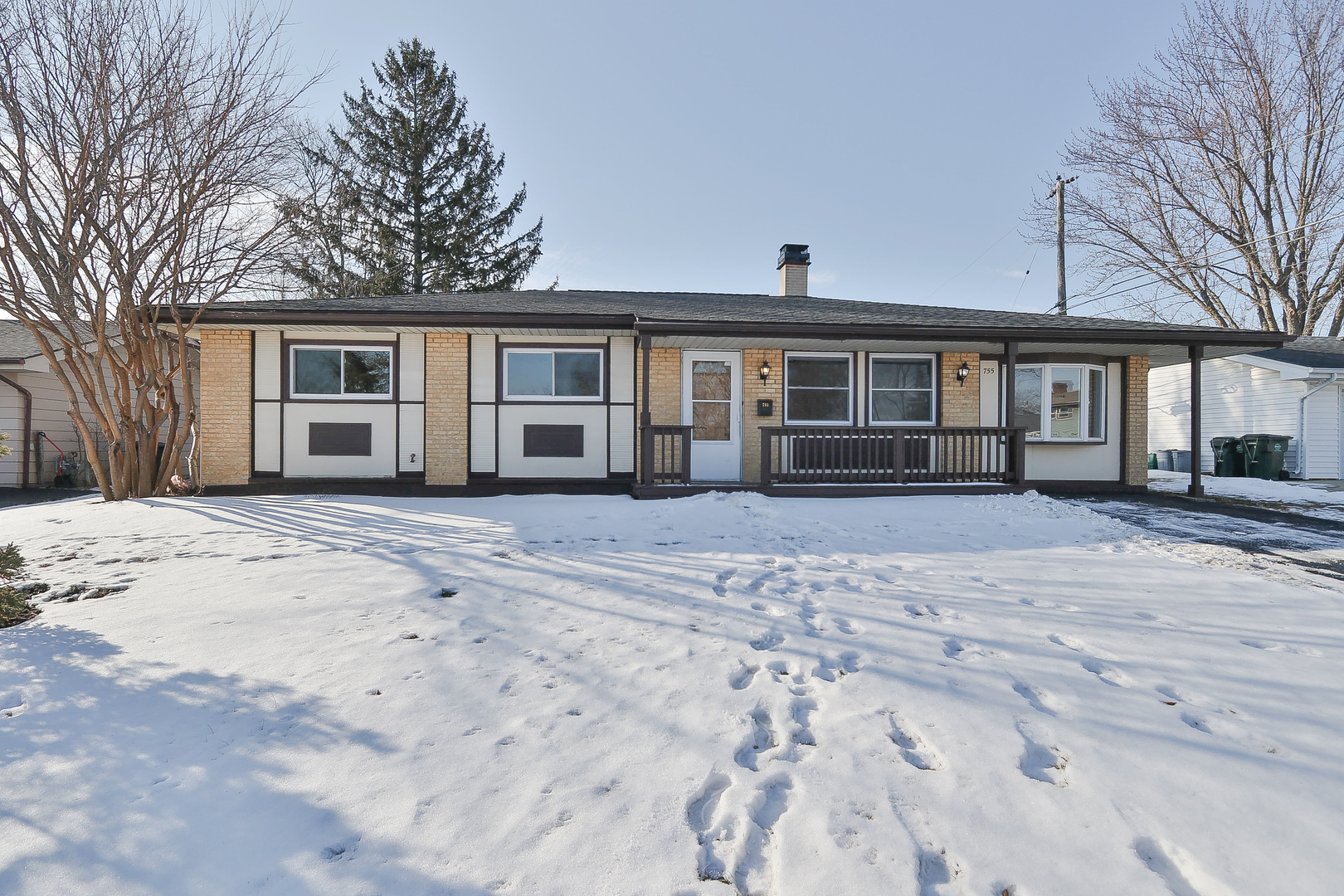 755 Cambridge Lane, Hoffman Estates IL 60169