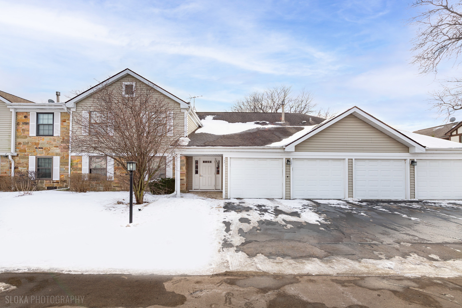 1321 7 Pines Road Unit C1, Schaumburg IL 60193