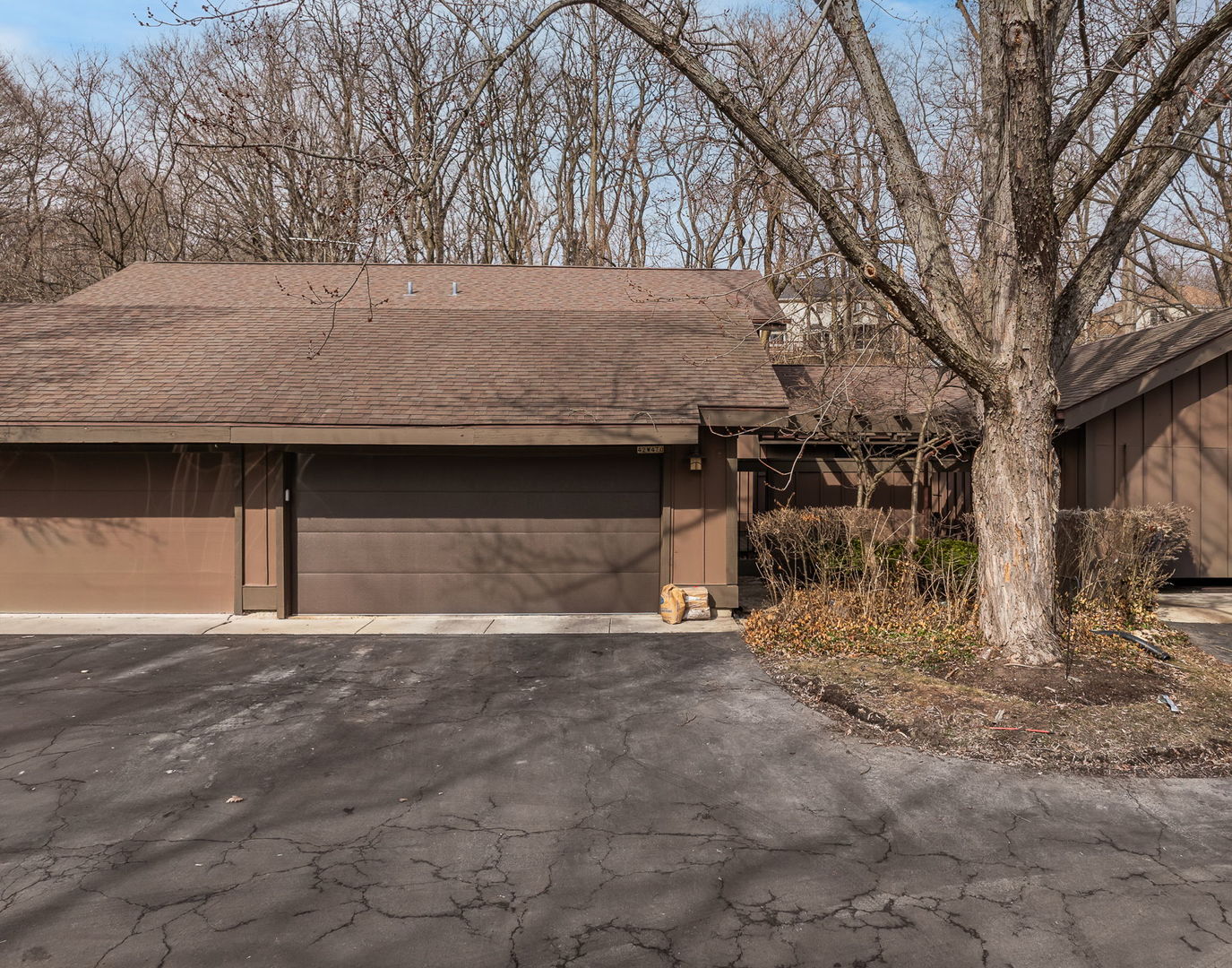 42W470 Red Bud Court, St. Charles IL 60175