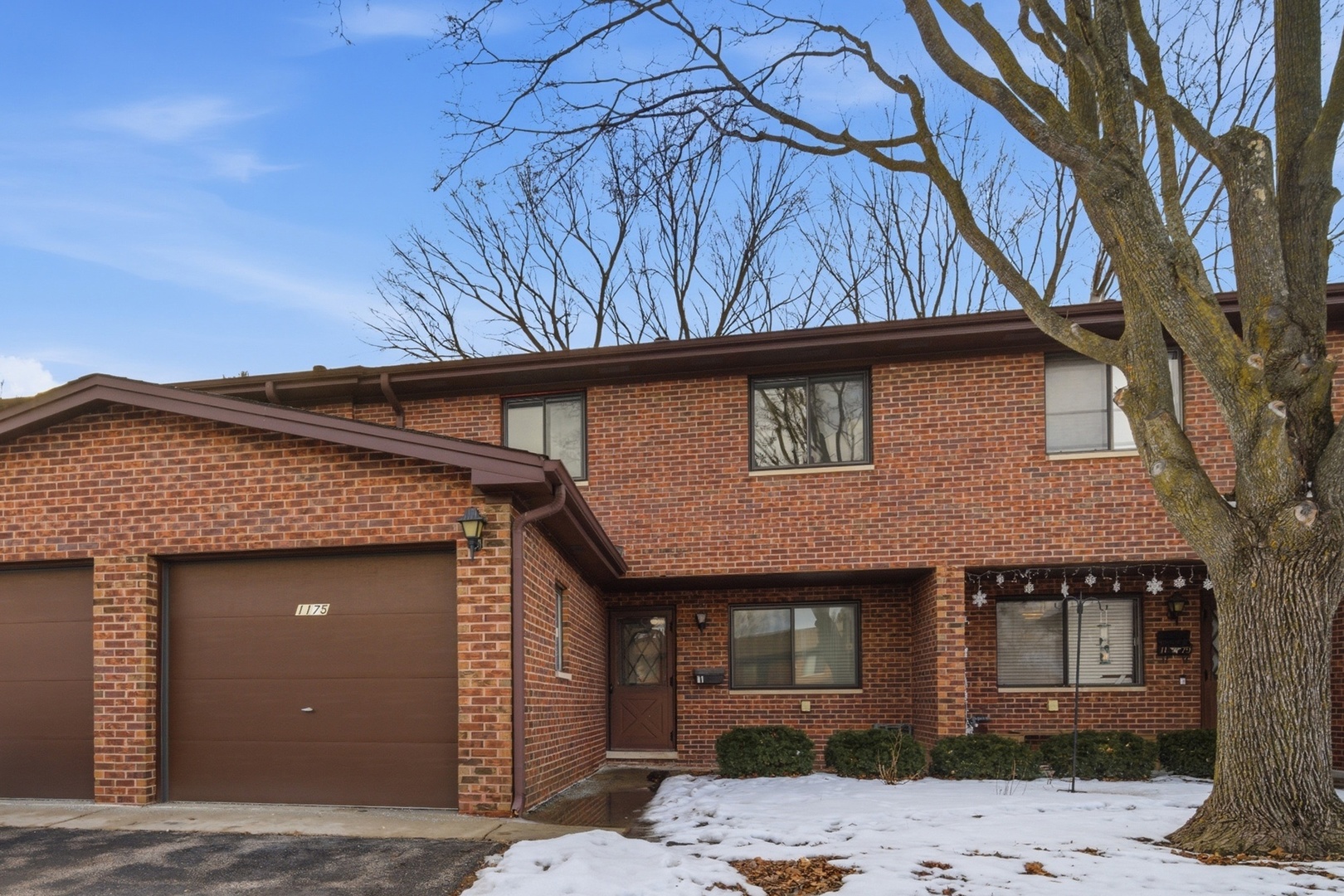 1175 Hunters Lane, Lake Zurich IL 60047