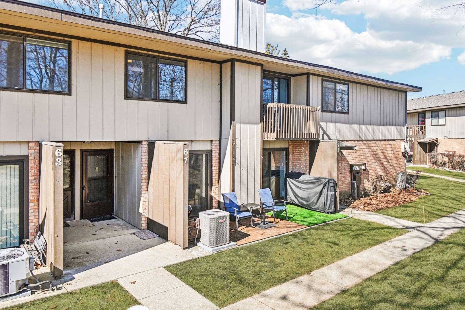 67 Woodhills Bay Road, Fox Lake IL 60020