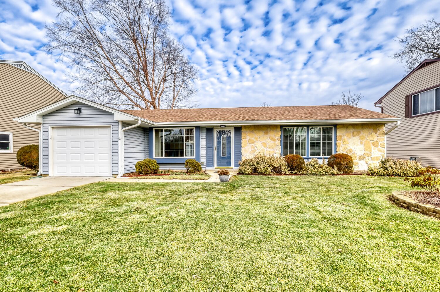 1154 Pegwood Drive, Elgin IL 60120