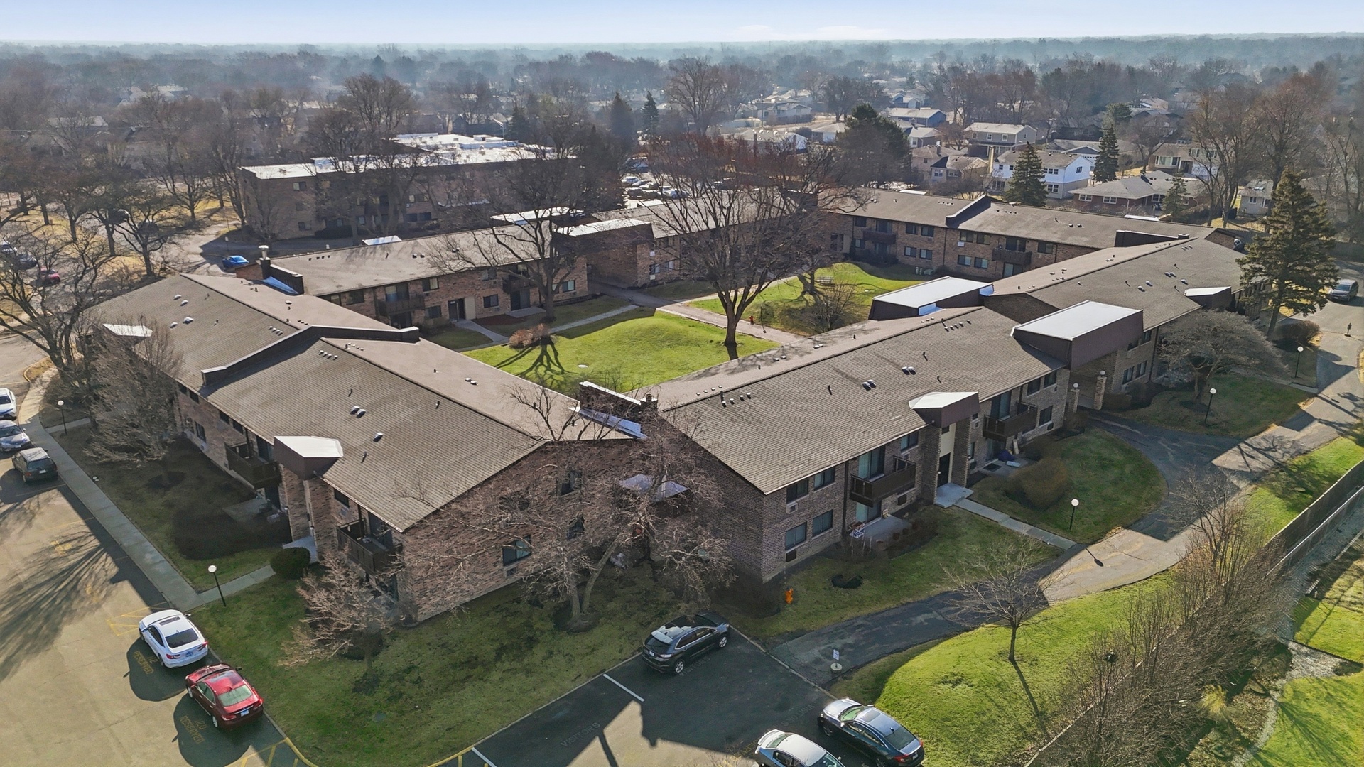 2620 N Windsor Drive Unit 204, Arlington Heights IL 60004