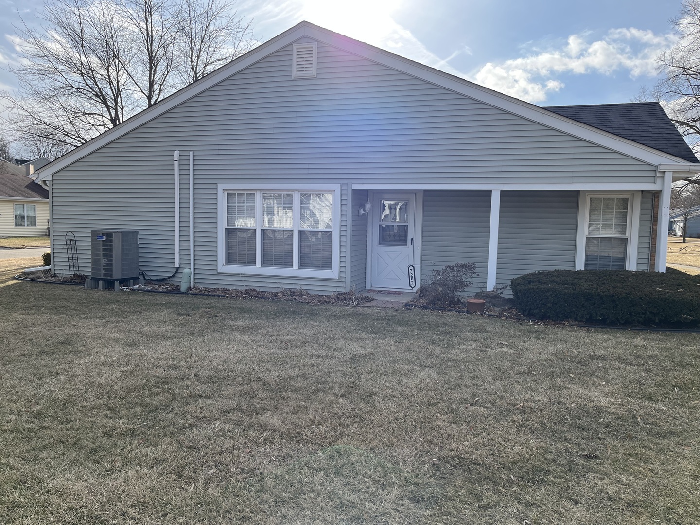 7202 Oxford Circle Unit 237, Fox Lake IL 60020