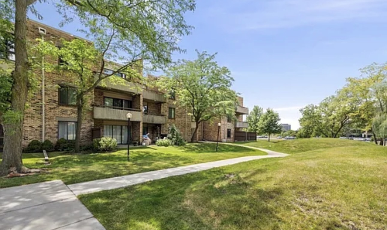 1912 Prairie Square Unit 309A, Schaumburg IL 60173