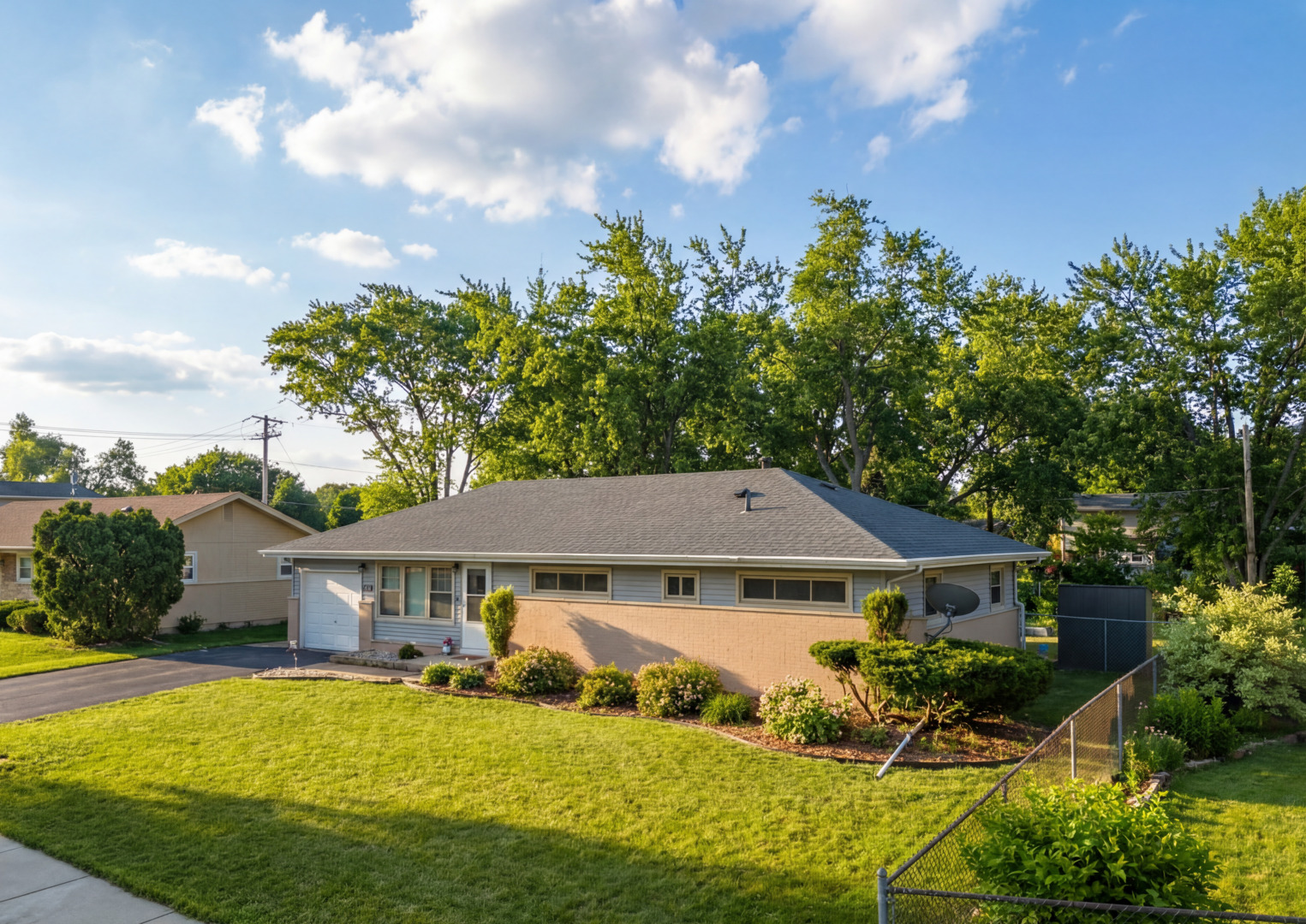 345 Maricopa Lane, Hoffman Estates IL 60169