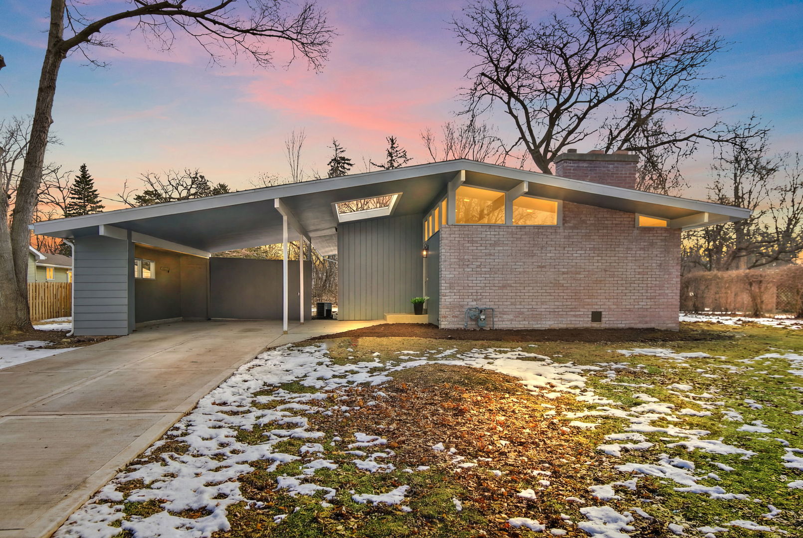 411 S 1st Street, Elburn IL 60119