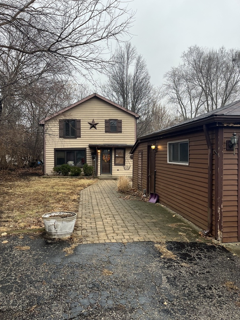 5S661 Wright Street, Naperville IL 60563