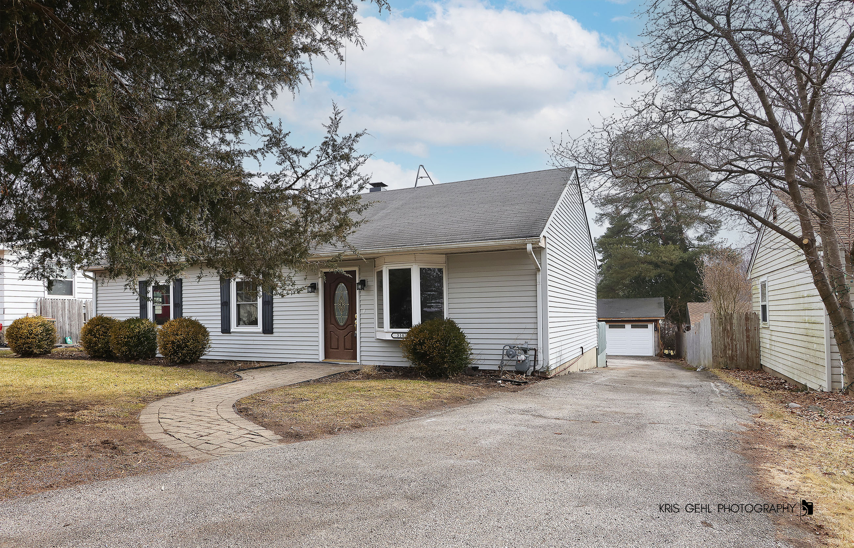 315 Oakwood Drive, Antioch IL 60002