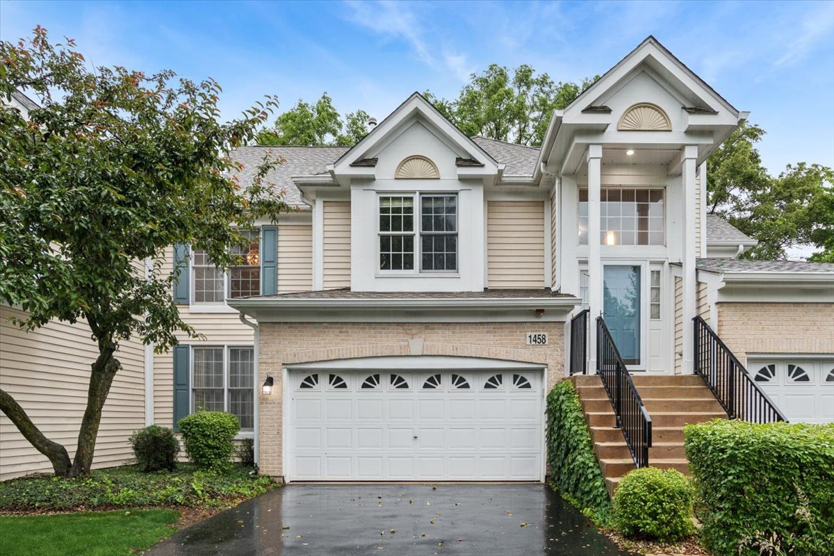 1458 Whitespire Court, Naperville IL 60565