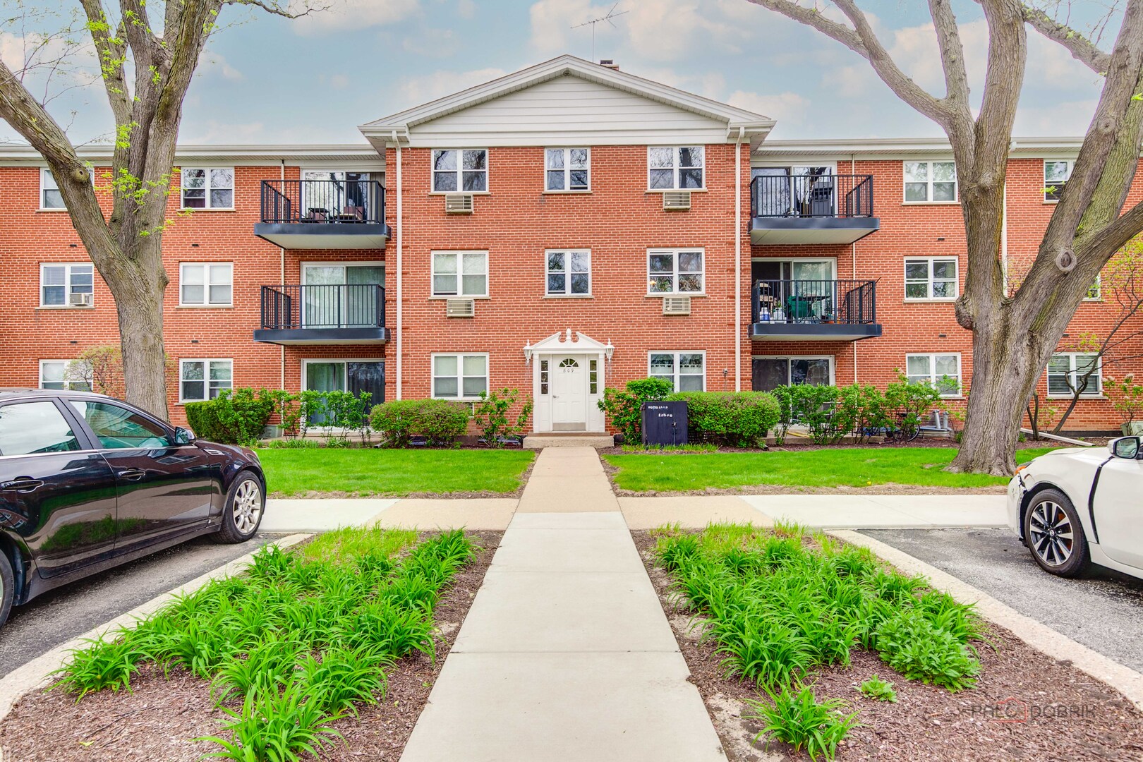809 E Miner Street Unit 3B, Arlington Heights IL 60004