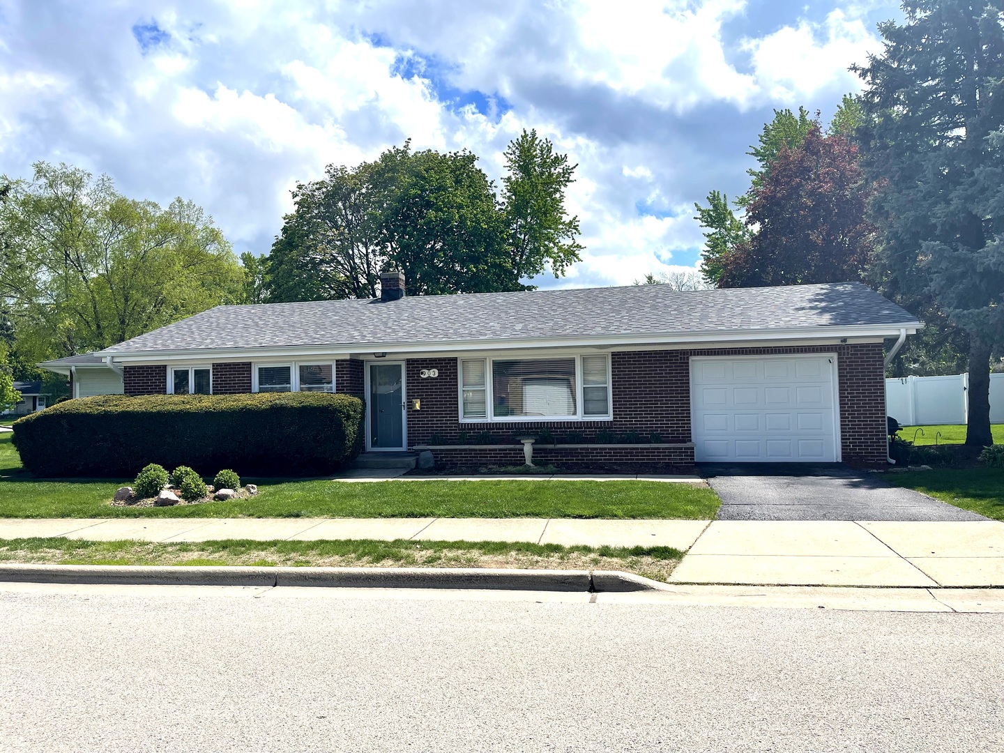 903 Erie Street, Elgin IL 60123