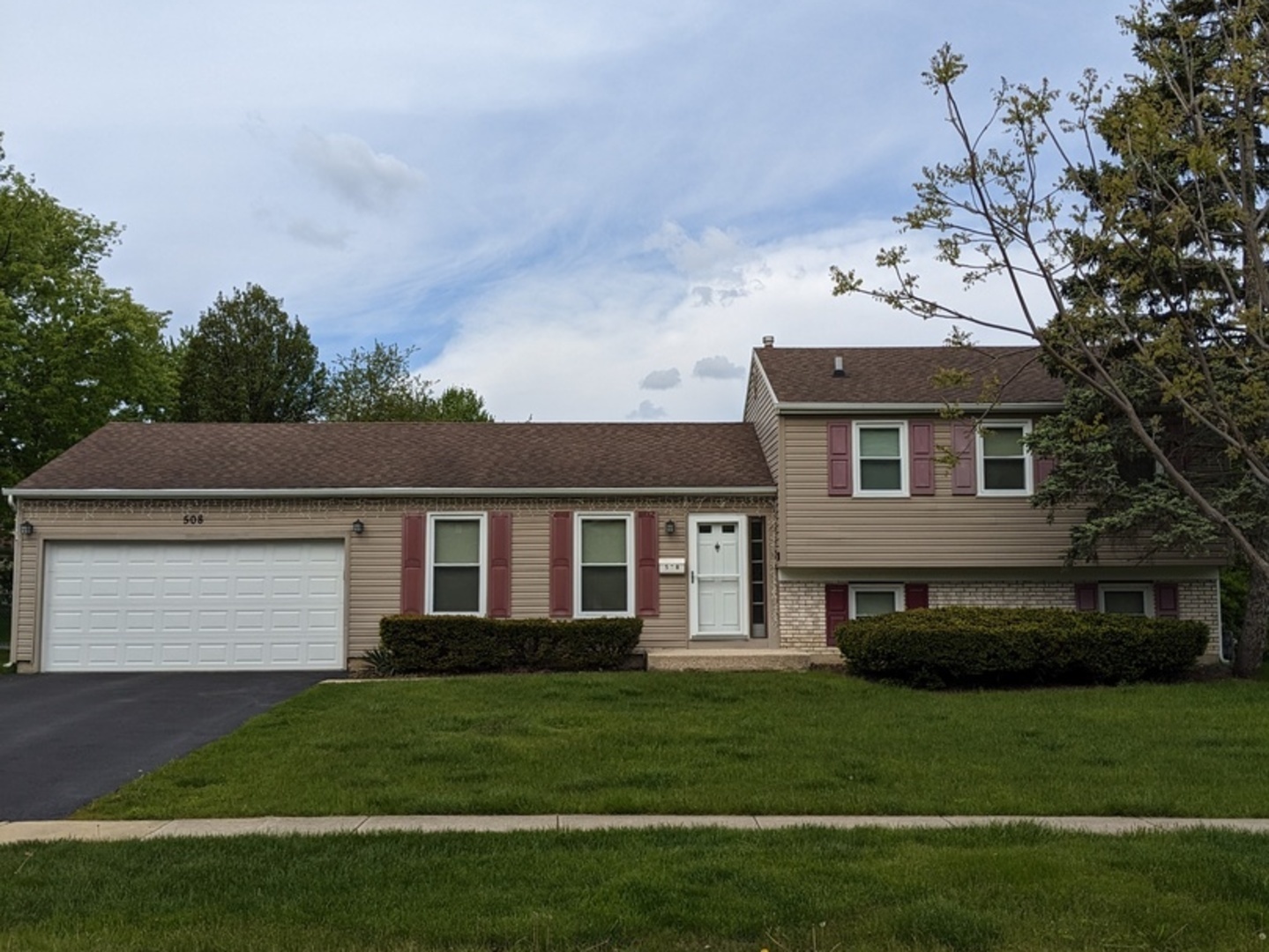 508 Bristol Lane, Schaumburg IL 60194