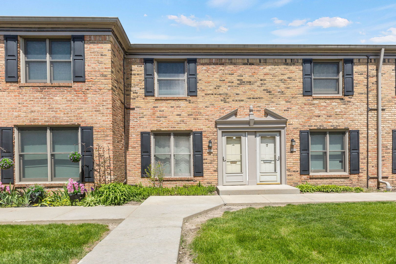 1726 Sessions Walk Unit 1726, Hoffman Estates IL 60169