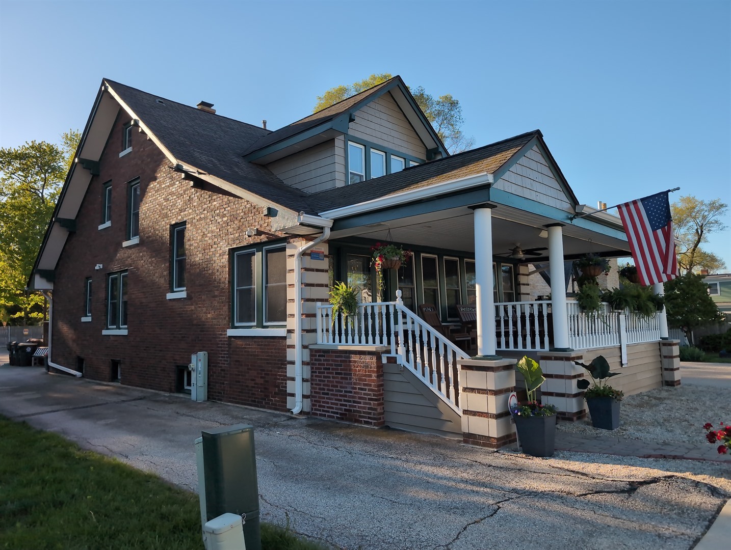 417 N Hough Street, Barrington IL 60010