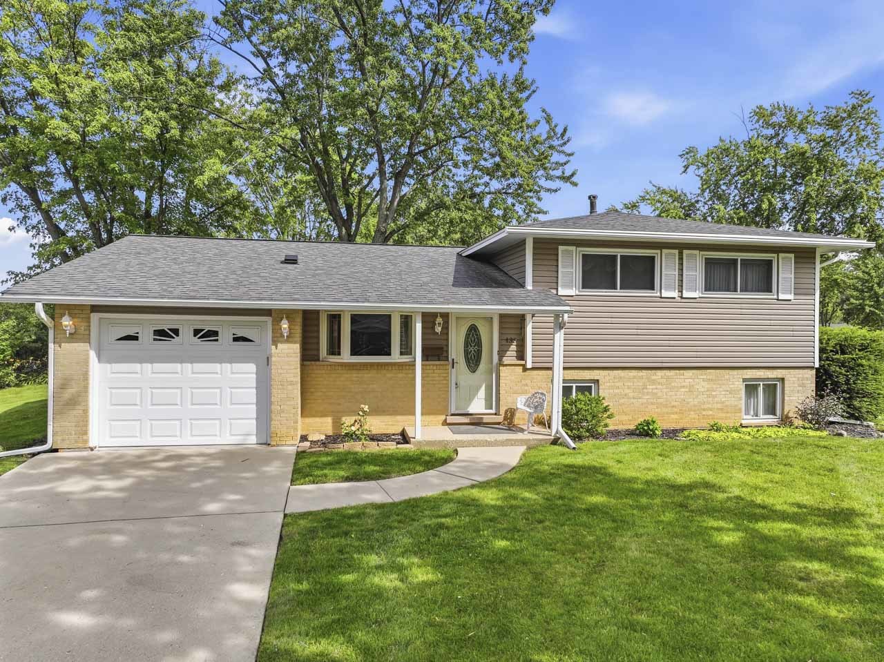 133 Sumac Court, Schaumburg IL 60193