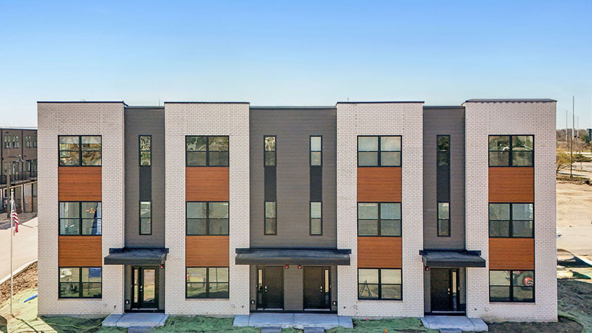 2228 Waters Edge Drive, Schaumburg IL 60173