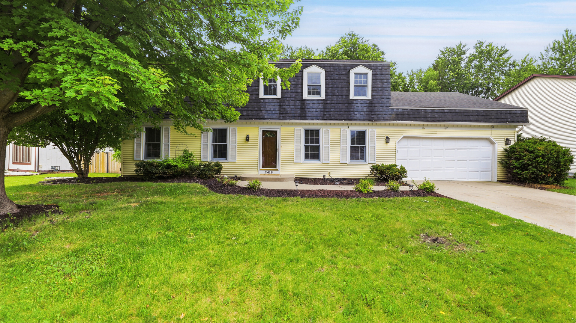 2418 Flambeau Drive, Naperville IL 60564