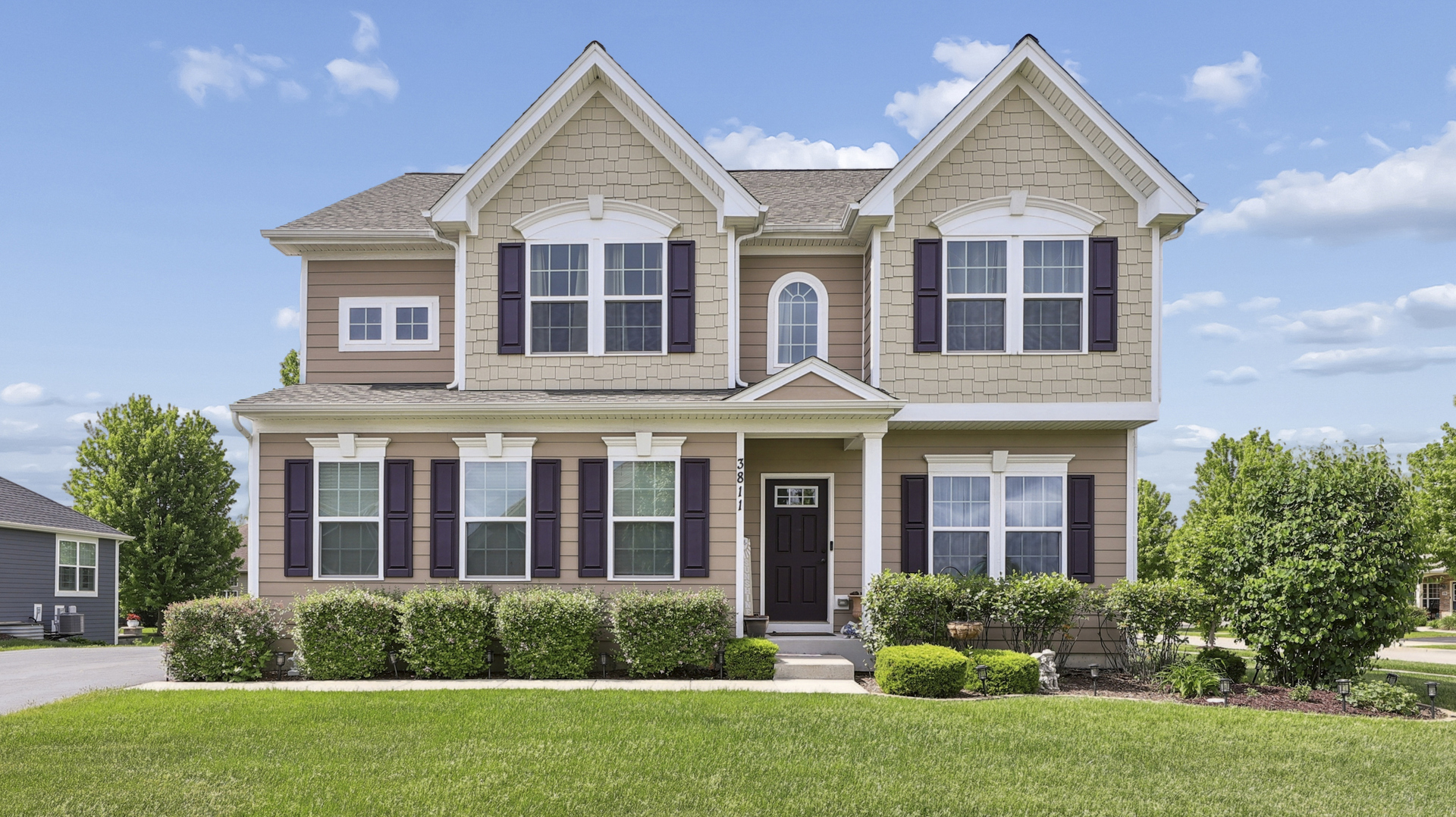 3811 Ivy Lane, Elgin IL 60124