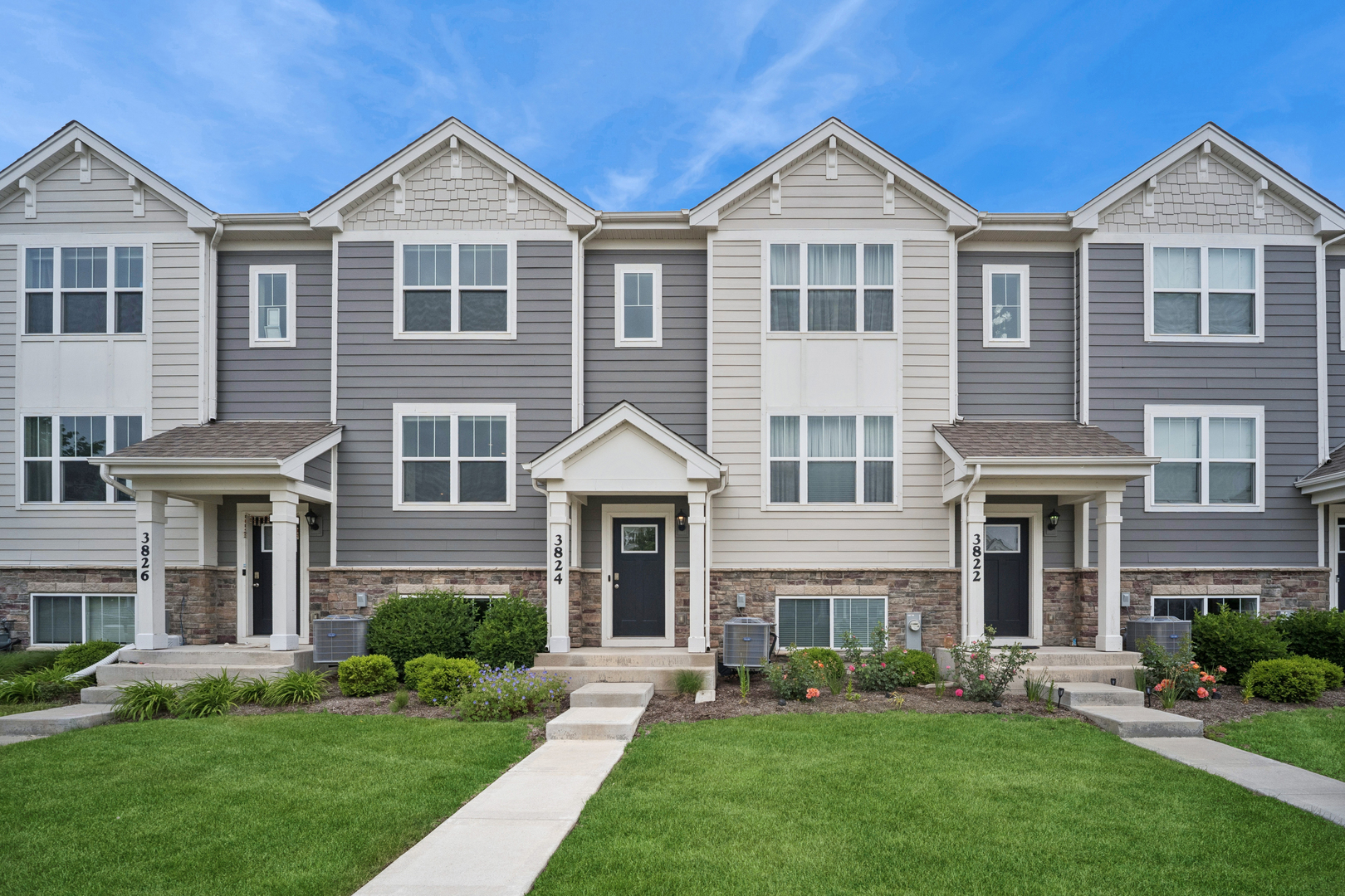 3824 Honeysuckle Lane, Elgin IL 60124