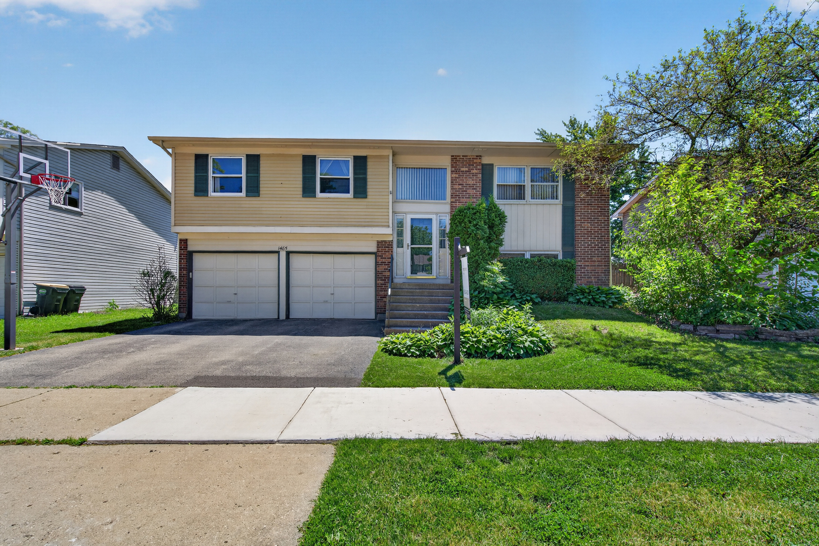 1485 Westbury Drive, Hoffman Estates IL 60192
