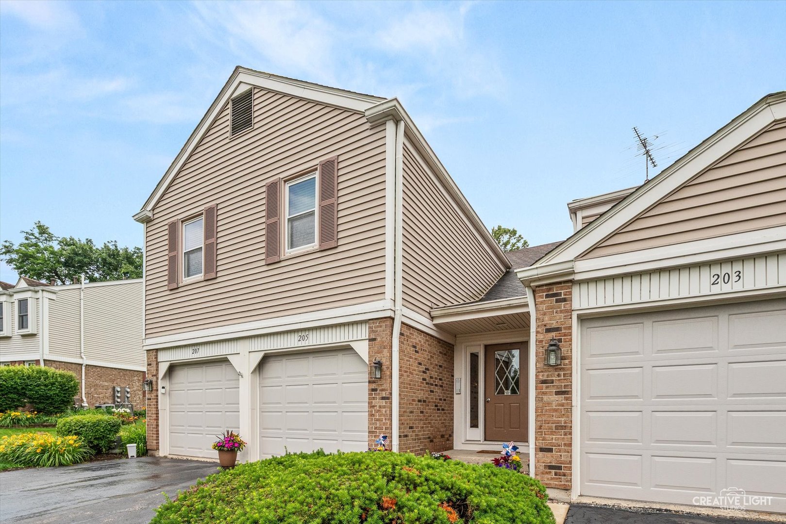 205 Millington Way Unit 205, St. Charles IL 60174