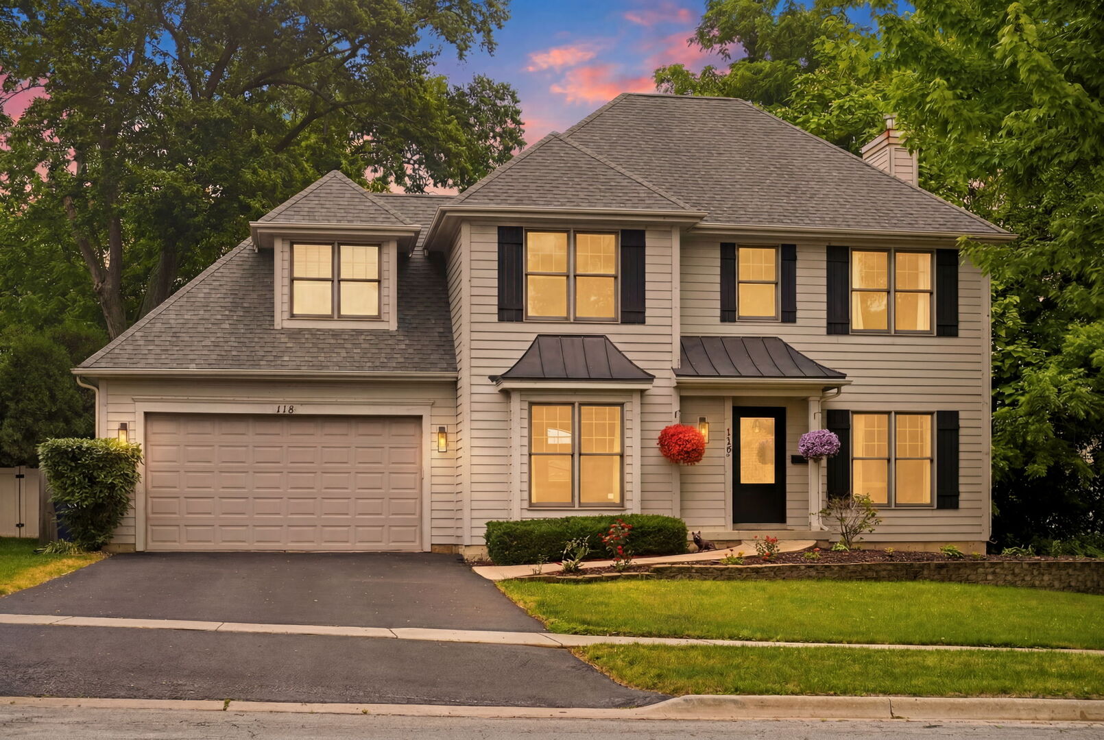 118 N 11th Avenue, St. Charles IL 60174