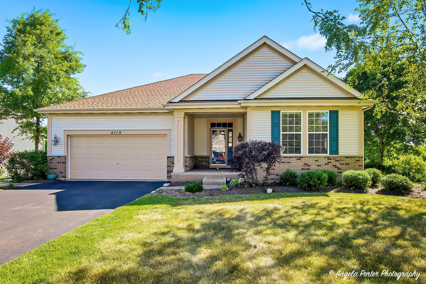 4119 Jay Street, Johnsburg IL 60051