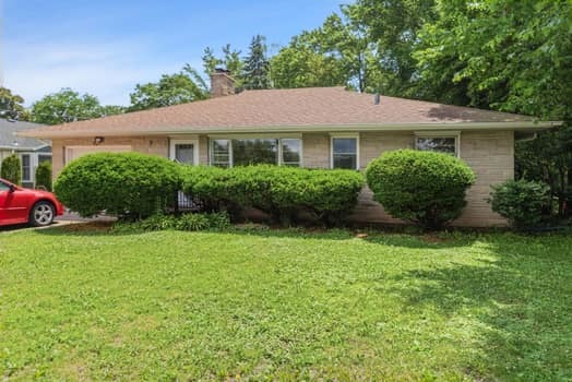 3 Dole Avenue, Crystal Lake IL 60014