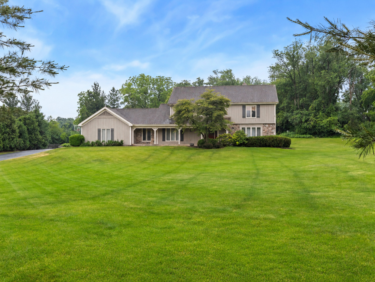 7241 Foxfire Drive, Crystal Lake IL 60012
