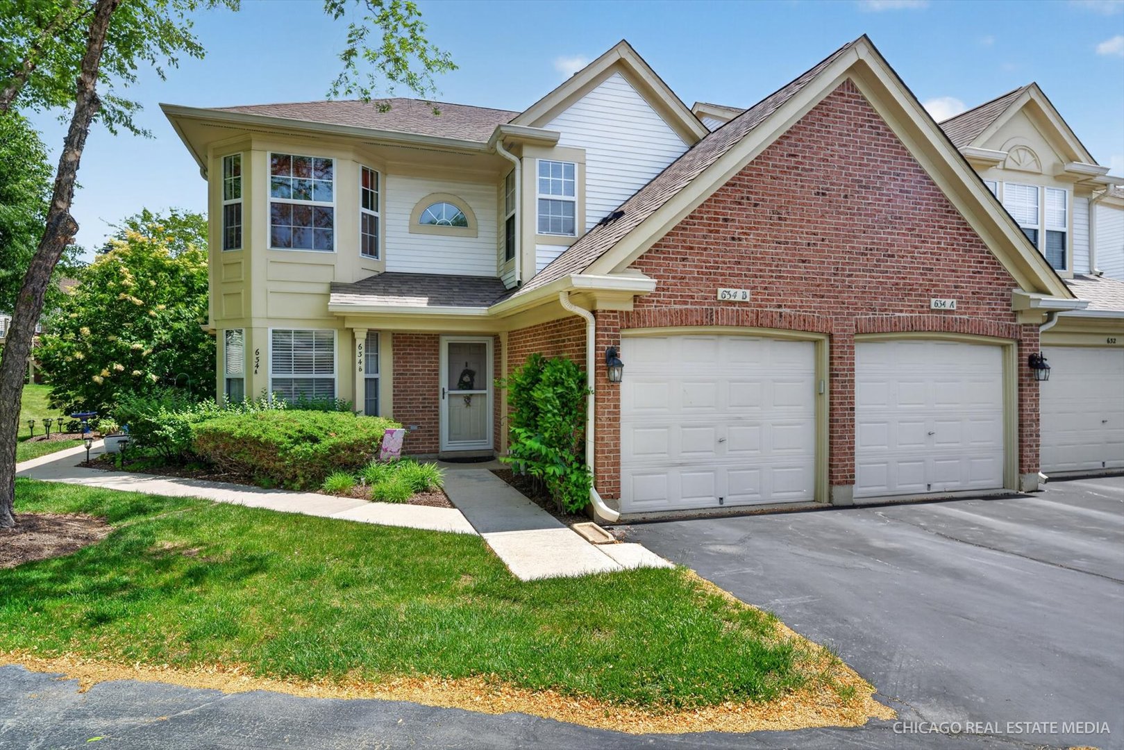 634 Village Road Unit B, Crystal Lake IL 60014